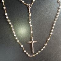 Rosario con cristalli