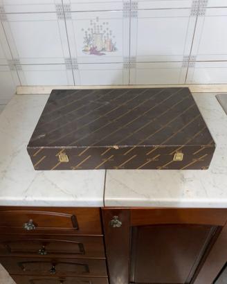 Set Marietti di posate e coltelli da cucina
