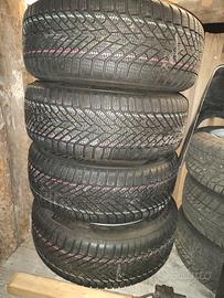 "Pirelli Winter Cinturato 2 225/55/17 Quasi Nuove 