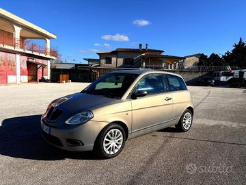 Lancia Ypsilon 1.2 Argento