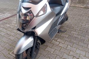Honda Silver Wing 400 - 2007