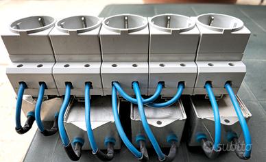 PRESE HAGHER QUADRO ELETRICO 250-V 10/16 A+3Varie