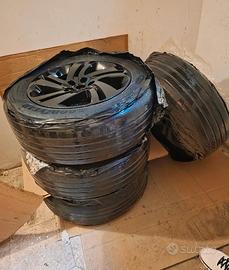 Set completo cerchi  e gomme