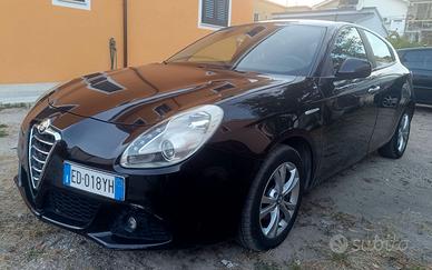 Alfa Romeo Giulietta 1.6 Jtdm 105CV Neopatentati