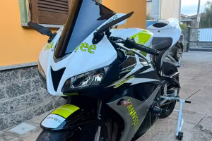 Honda cbr 600rr