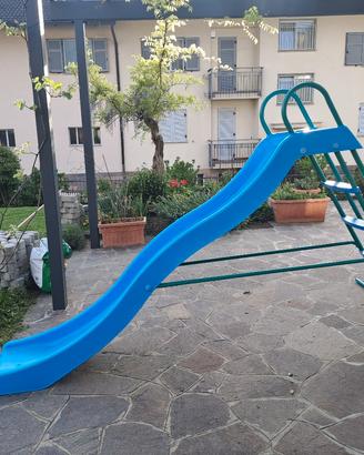 Scivolo da giardino 