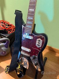 Chitarra Elettrica Squier Jaguar nera