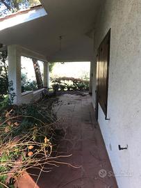 Ventimiglia di sicilia villa unifam. ampio giardin