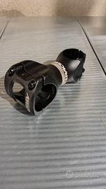 Attacco manubrio Raceface Aeffect Diam. 35mm