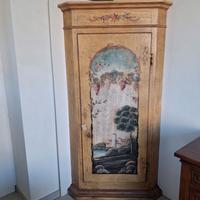 mobile angoliera laccato decorato