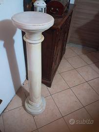 colonnina in marmo bianco di Carrara 