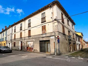 PALAZZO A LUGO