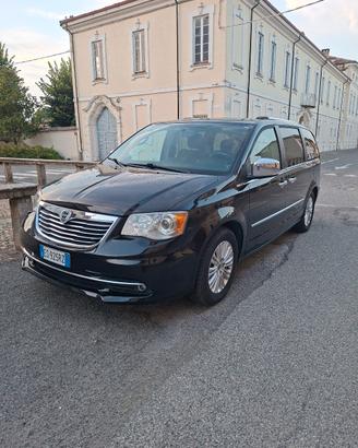 LANCIA VOYAGER  