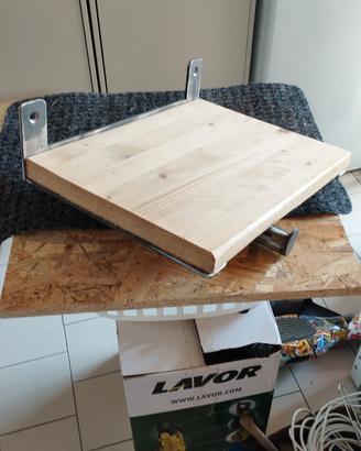 Mensole in legno e acciaio