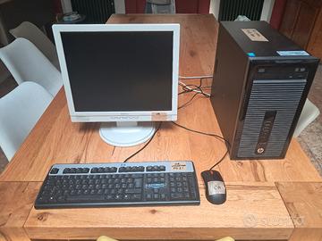 HP pro desk 400, monito, mouse, tastiera