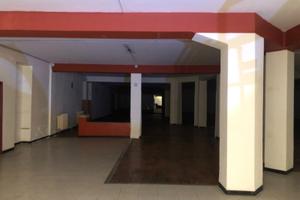 Locale polifunzionale 1100mq