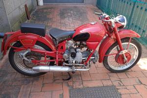 MOTO GUZI AIRONE 250 SPORT RESTAURATA TARGA ROMA