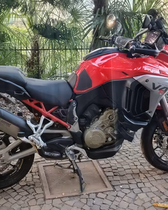 Ducati Multistrada V4 S Travel & Radar RED full