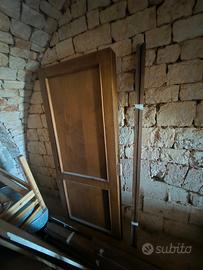 Porte scorrevoli in legno masello