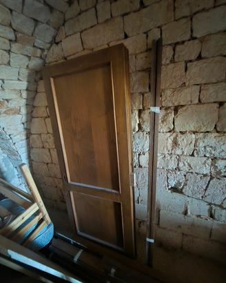 Porte scorrevoli in legno masello