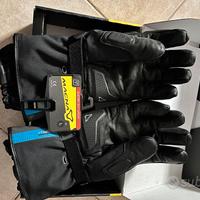 Guanti moto riscaldati MACNA