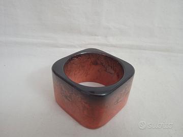 Bracciale rigido in plastica anni 90 