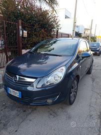 Opel Corsa 2010 1.2 benzina/gpl
