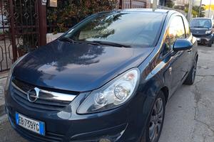 Opel Corsa 2010 1.2 benzina/gpl