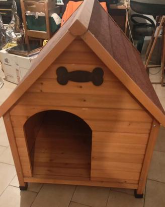 Cuccia da esterno per cani taglia medio-grande