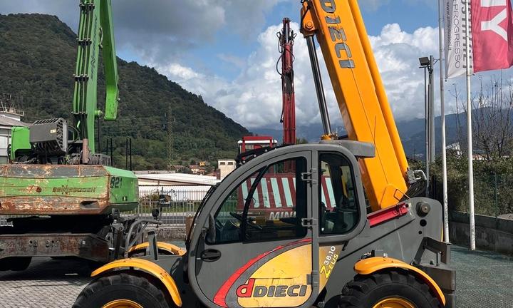 Dieci Zeus 38.10 Sollevatore Telescopico