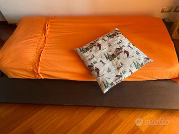 Letto giapponese in legno wenge