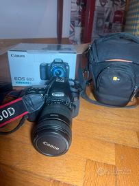 CANON EOS 60D con obbiettivo 18-135