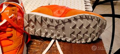 n. 37 ma veste come un 35 1/2