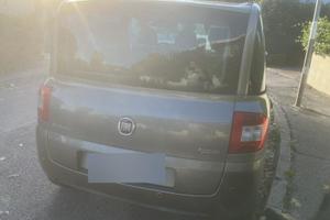 Auto fiat multipla bipower