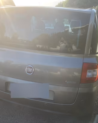 Auto fiat multipla bipower
