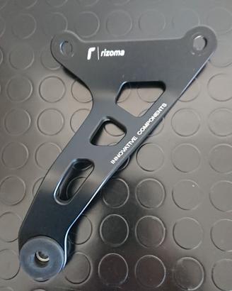 Staffa reggi scarico Z750