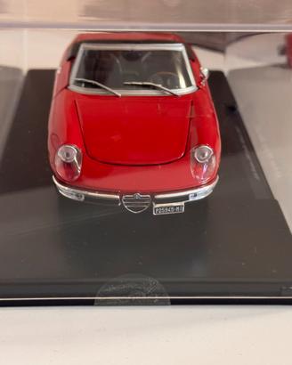 Alfa Romeo Duetto Coda Corta Rosso 1971 Scala 1/24