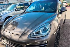 Porsche Cayenne diesel 3.0v6 159.000km 2011