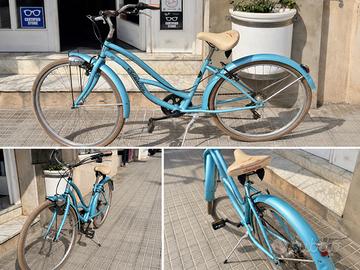 Bicicletta Adriatica celeste