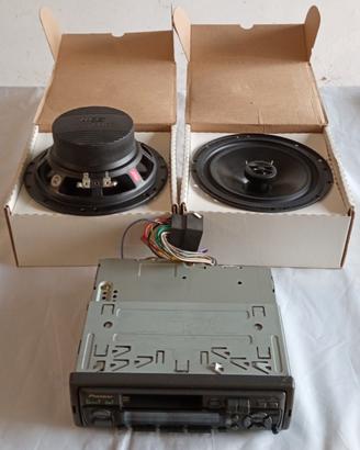 Autoradio Pioneer+ Subwoofer Pininfarina