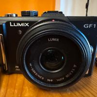 Panasonic Lumix GF1 +OM 50 F1.4 e pancake 20mm 1.7