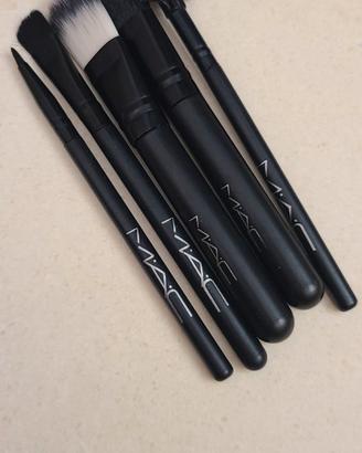 Set 5 Pennelli MAC Cosmetics - Nuovi (Edizione Via