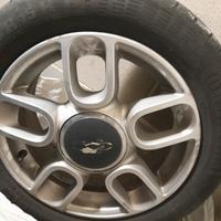 cerchi in lega con gomne