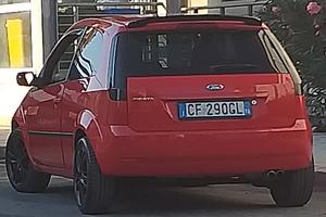 Ford Fiesta 1.2 16V 75cv Ghia – 3 Porte (2003)