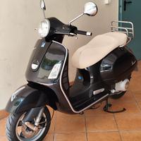 vespa gts 250