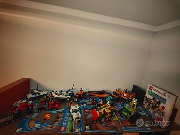 Mezzi e set Lego city