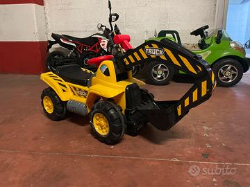 Giocattolo bambino ruspa