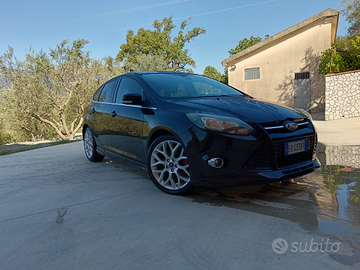Ford Focus 2.0 allestimento ST