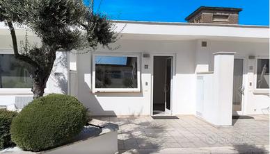 ALBANO PAVONA MONOLOCALE Con CORTE ESTERNA PRIVATA