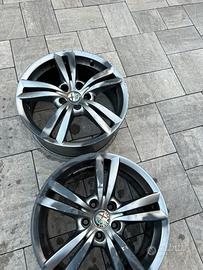 2 cerchi alfa romeo giulietta da 17
